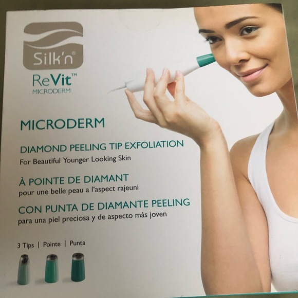Silk’s ReVit Microdermabrasion with 3 tips.  New in sealed box never used - Picture 1 of 4
